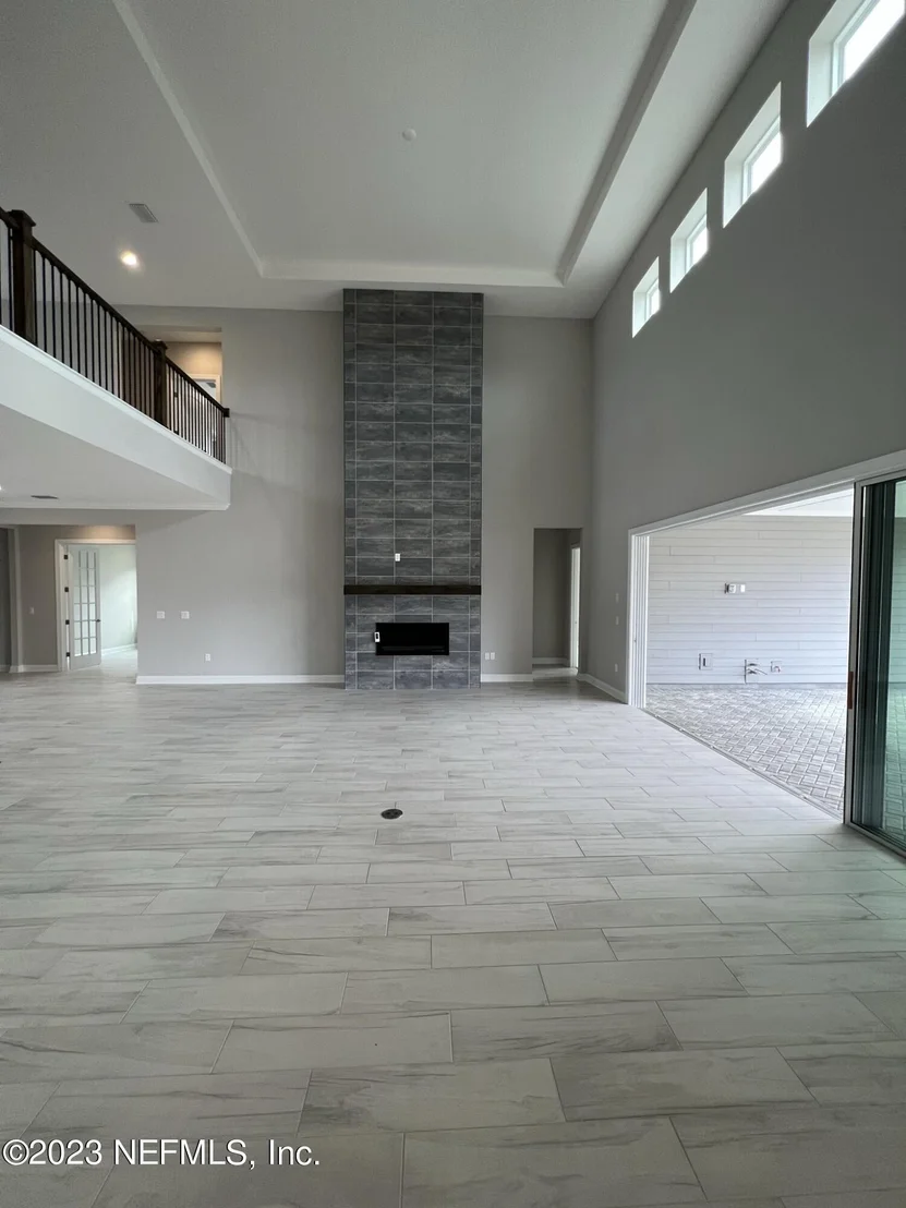 Photo of 54 HILLENDALE Circle