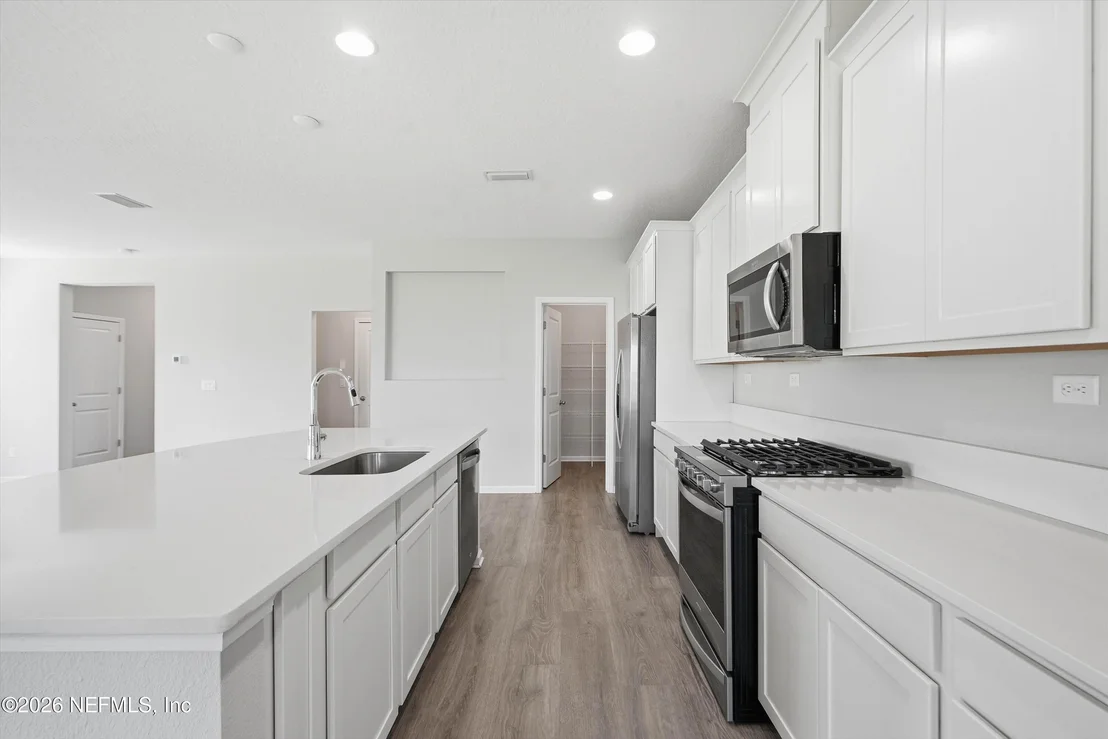 Photo of 126 SAINT BARTS Avenue