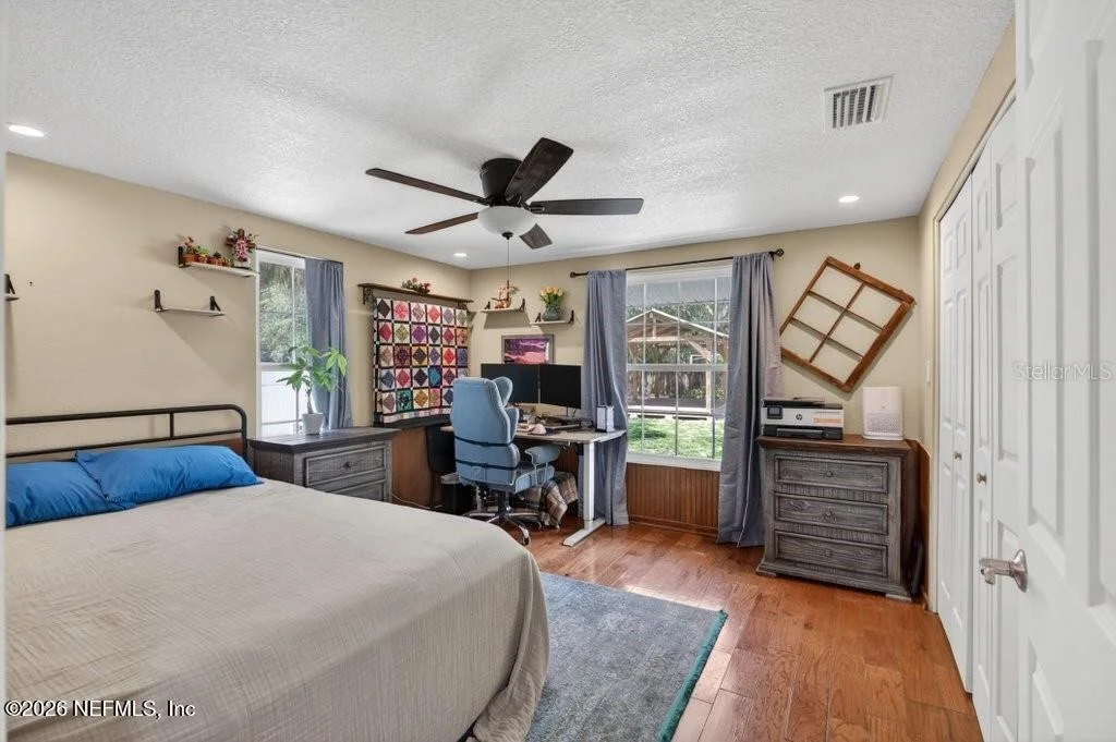 Photo of 121 DAREN Drive