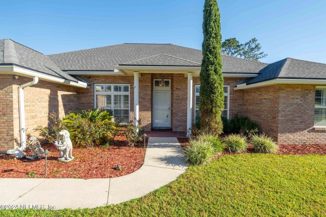 Photo of 44017 GREEN MEADOWS Lane
