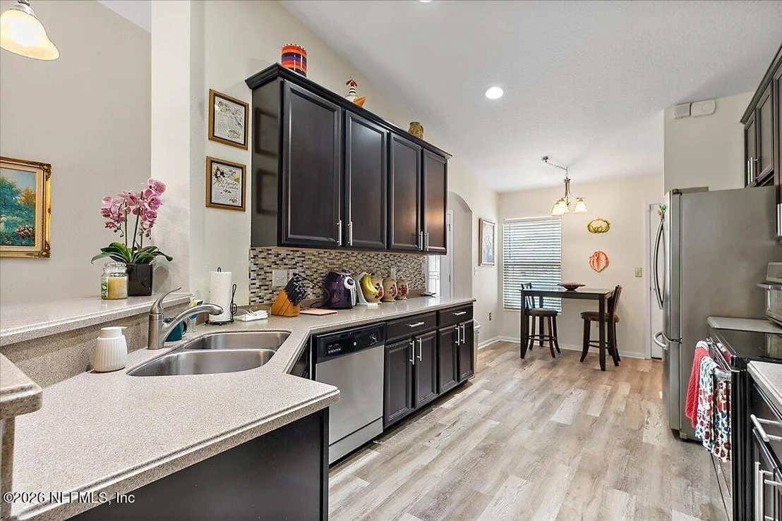 Photo of 51 S TWIN MAPLE Road
