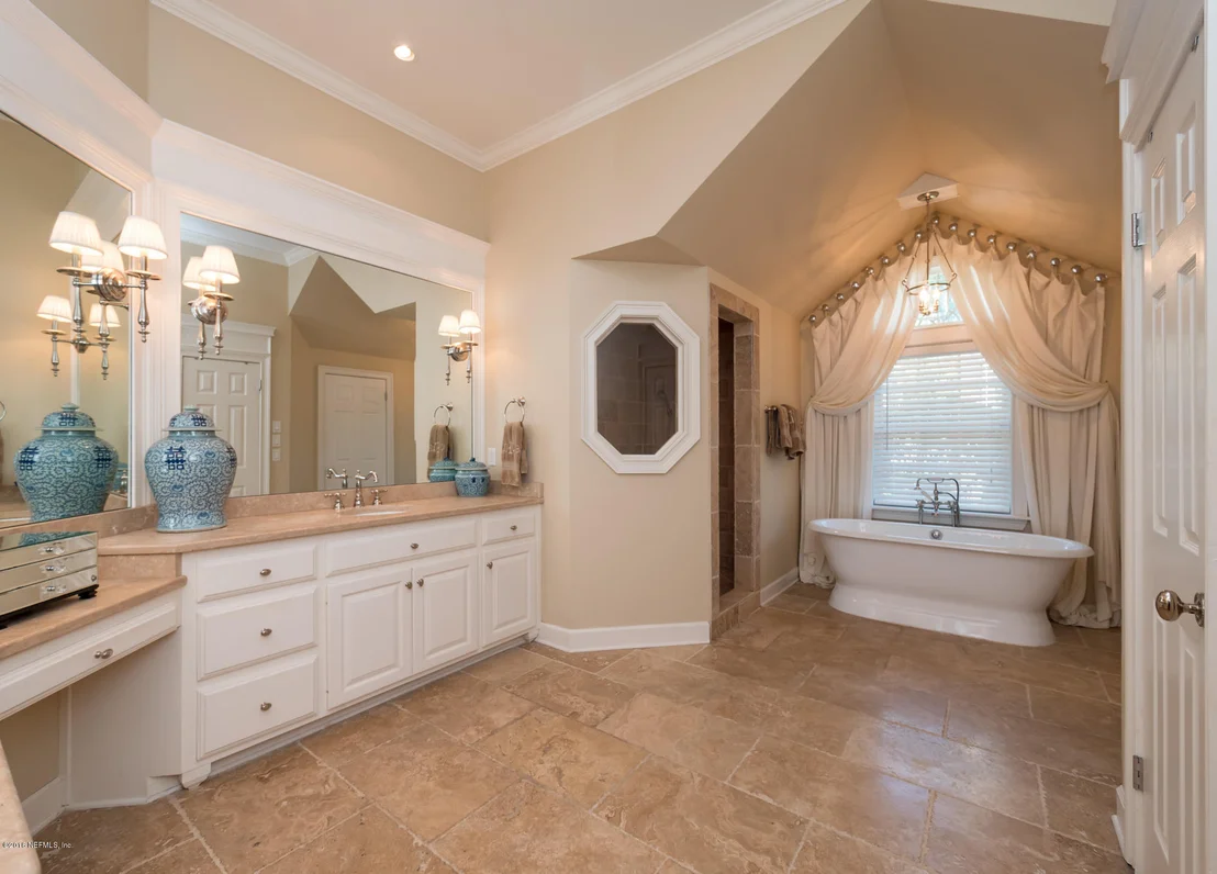 Photo of 1268 FISH HOOK Way