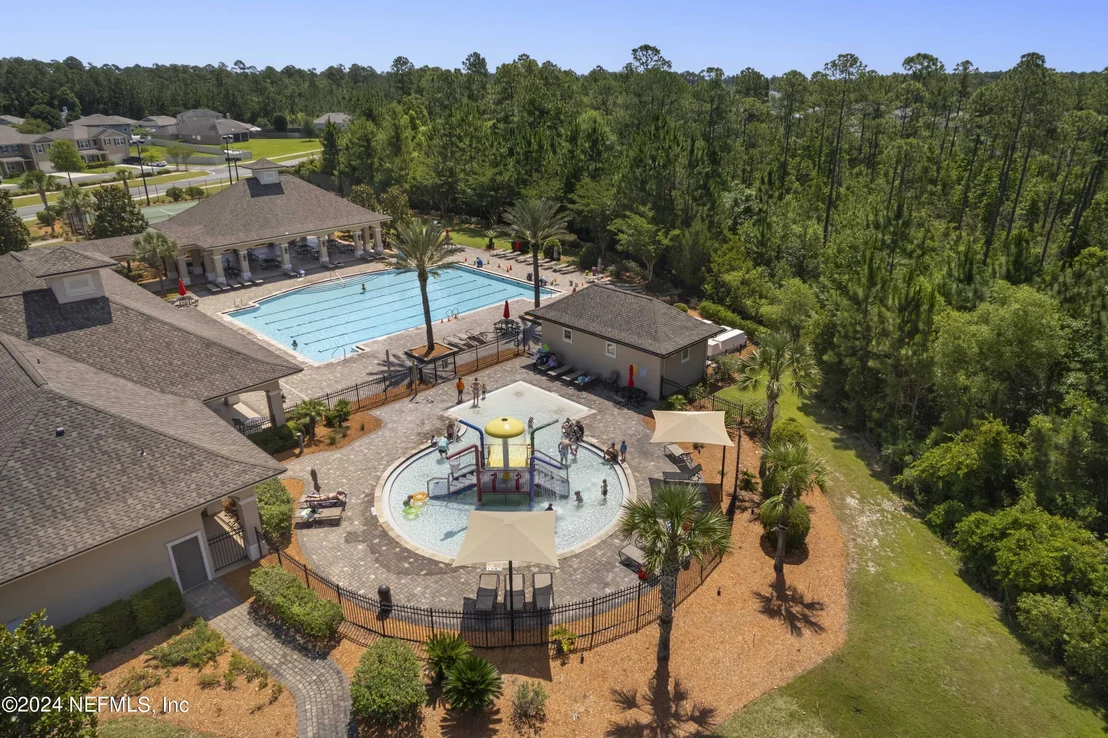 Photo of 65985 EDGEWATER Drive