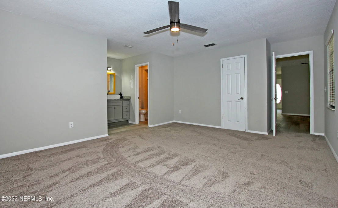 Photo of 8147 WEYBRIDGE Drive