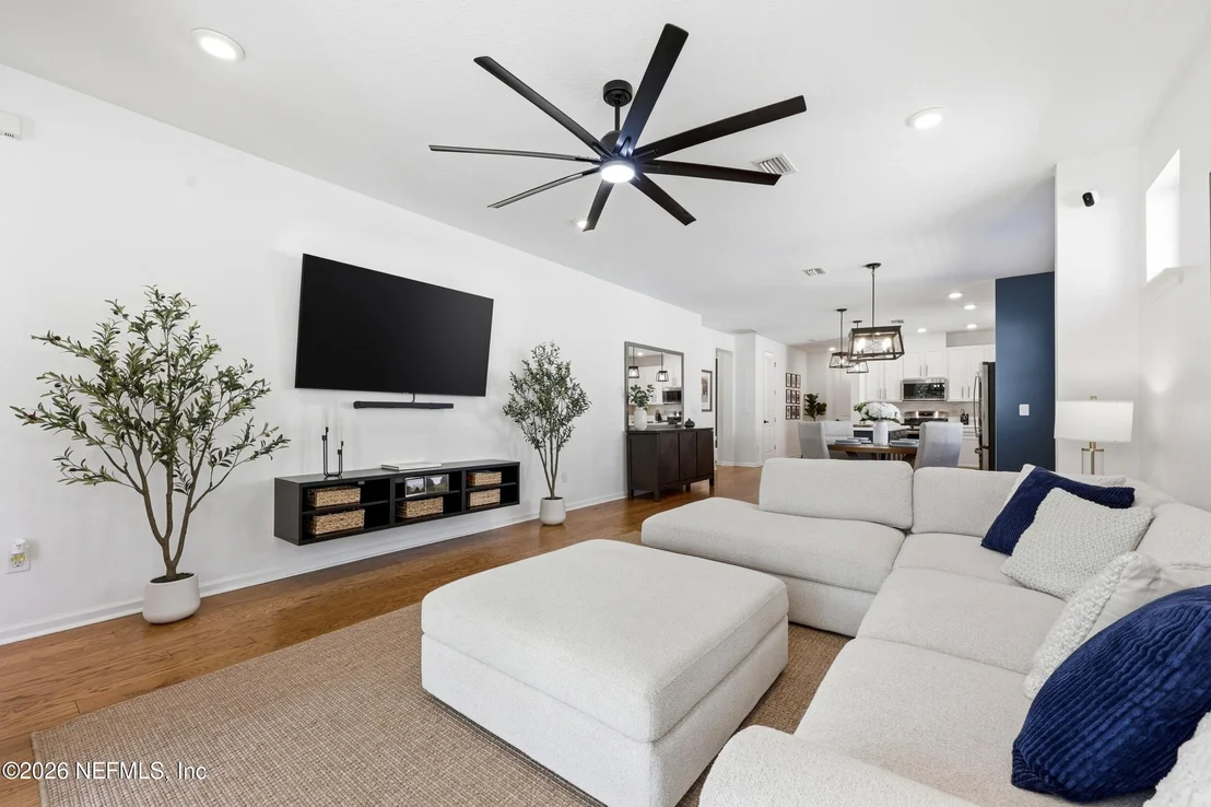 Photo of 357 UNION HILL Drive
