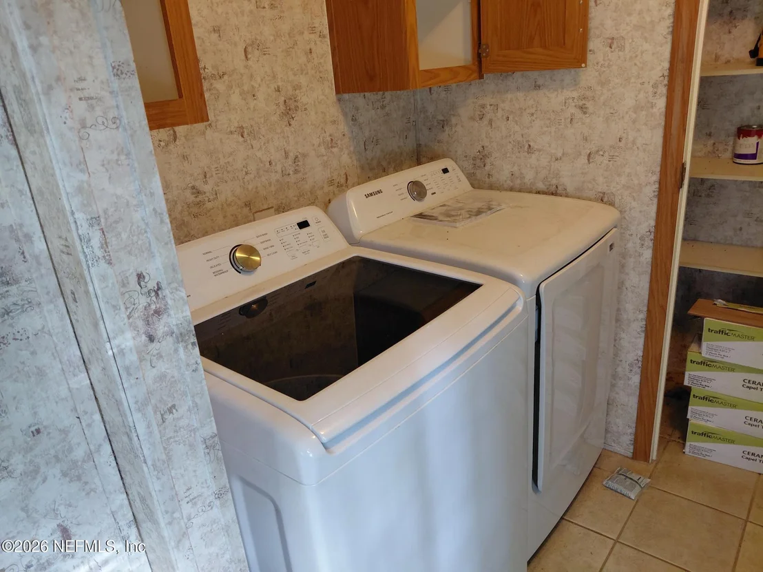 Photo of 426 CARTERET Road