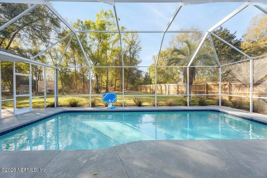 Photo of 735 CHARMWOOD Drive