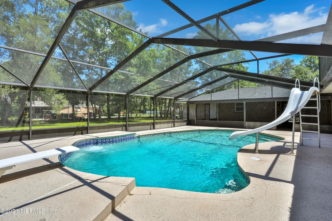 Photo of 141 HOLLYWOOD FOREST Drive