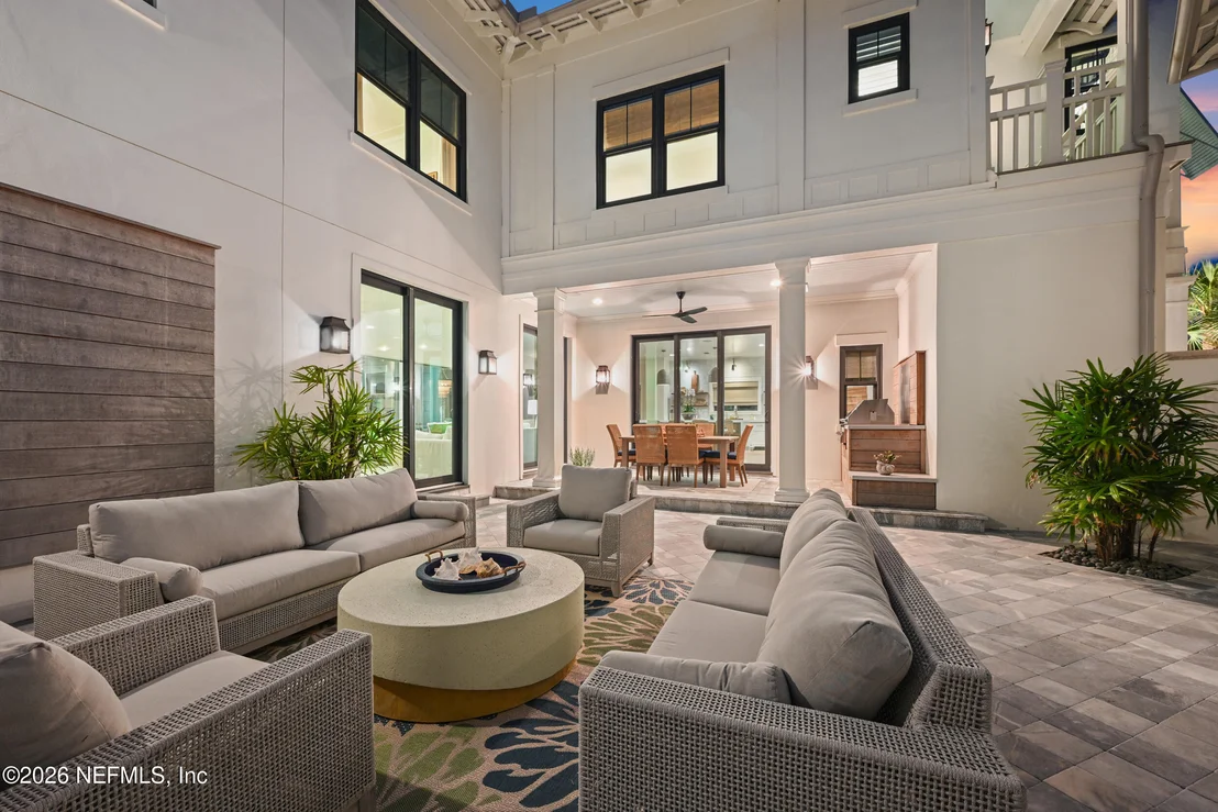 Photo of 688 OCEAN PALM Way