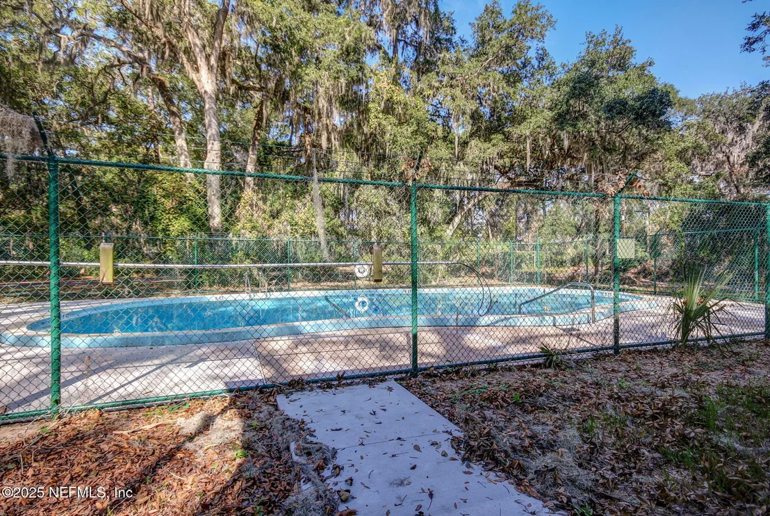 Photo of 97535 PIRATES POINT Road