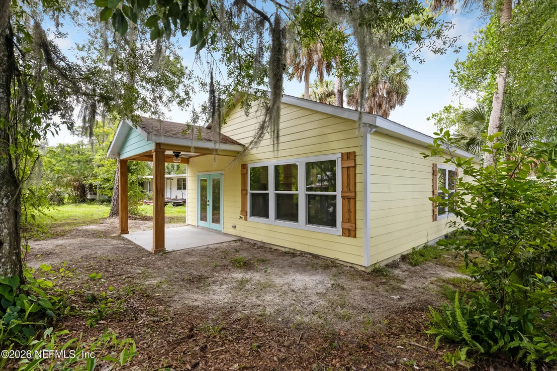 Photo of 117 CAMELLIA Drive