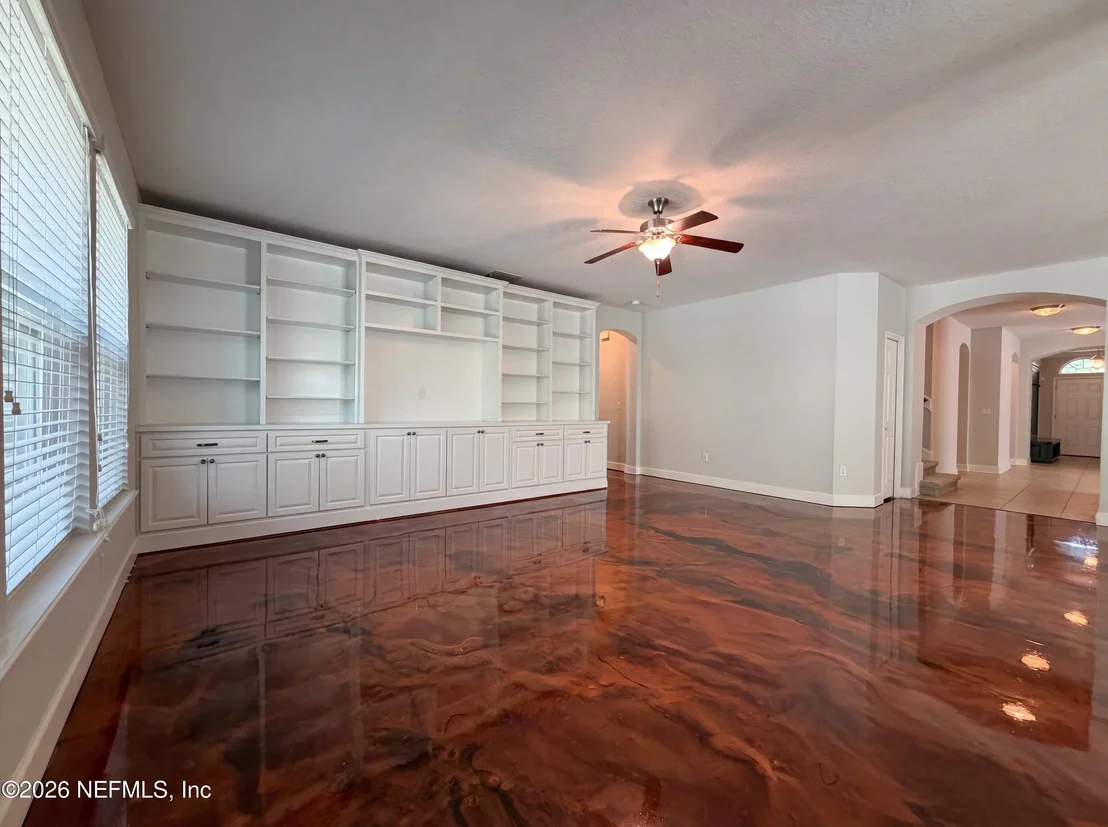 Photo of 288 CAMERON Drive