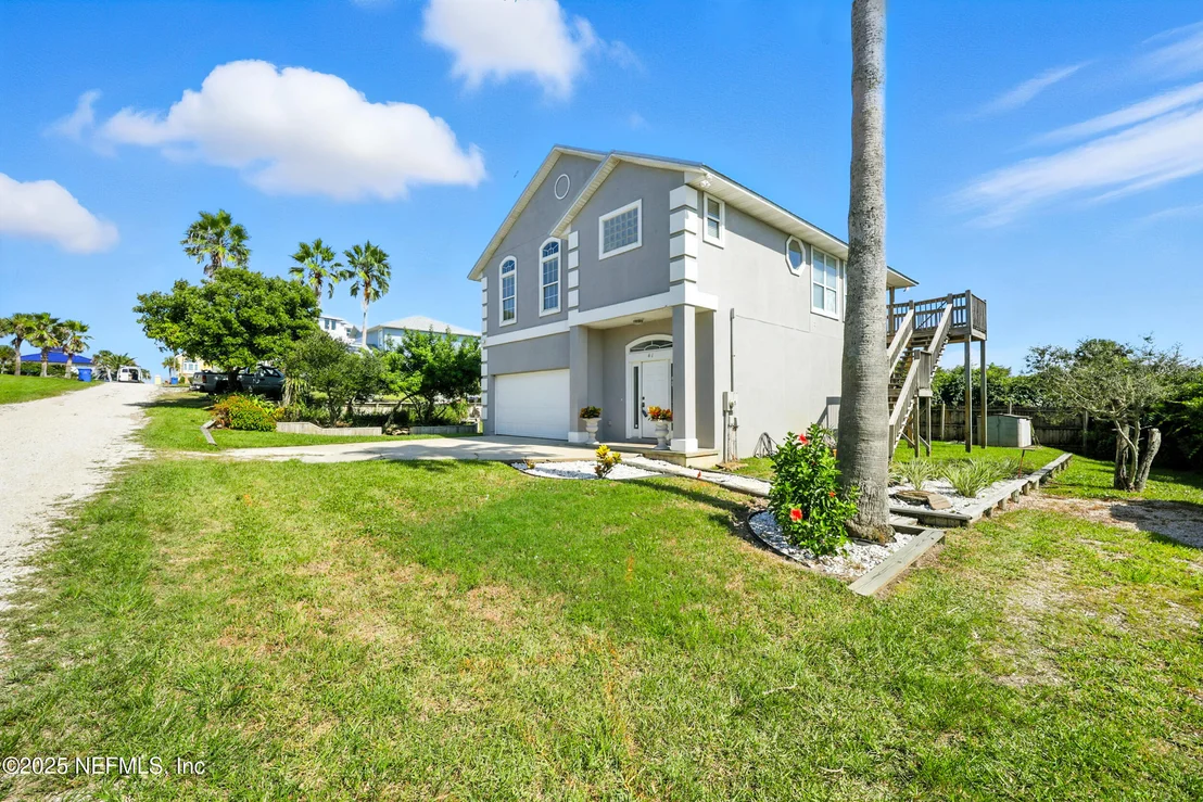 Photo of 41 MILLIKEN Lane