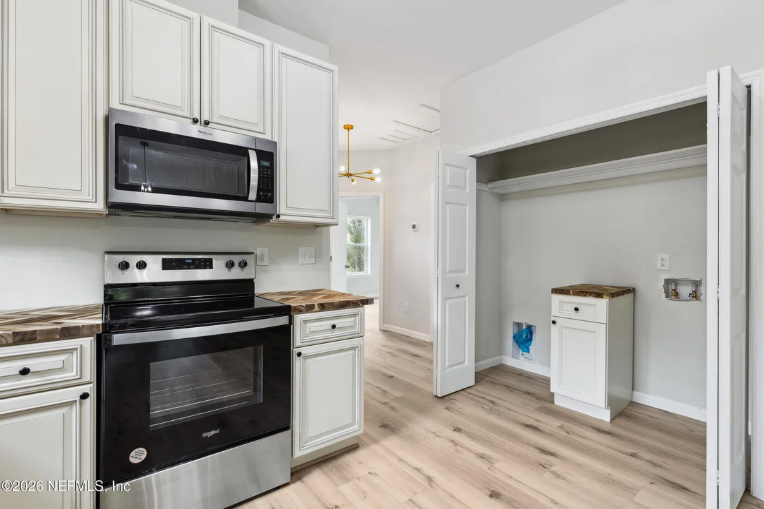 Photo of 117 CAMELLIA Drive