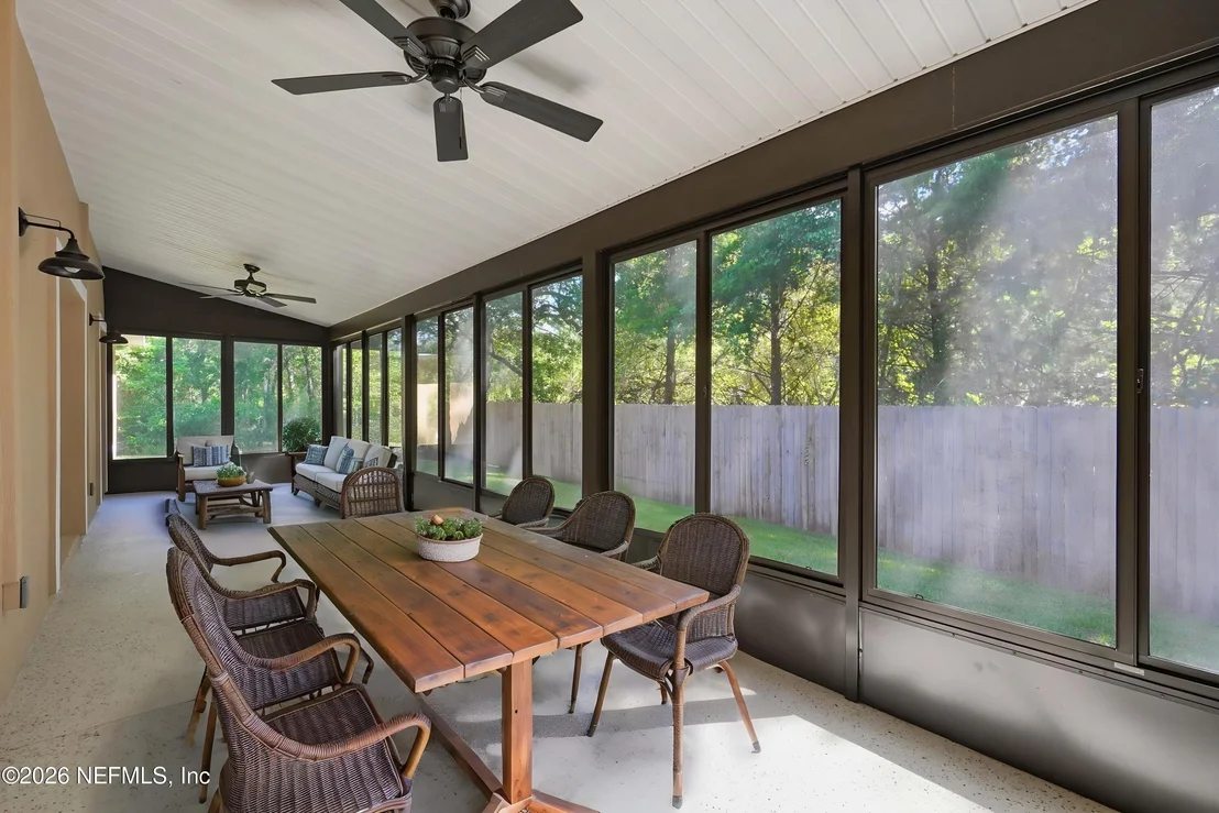 Photo of 936 DELCIE Drive