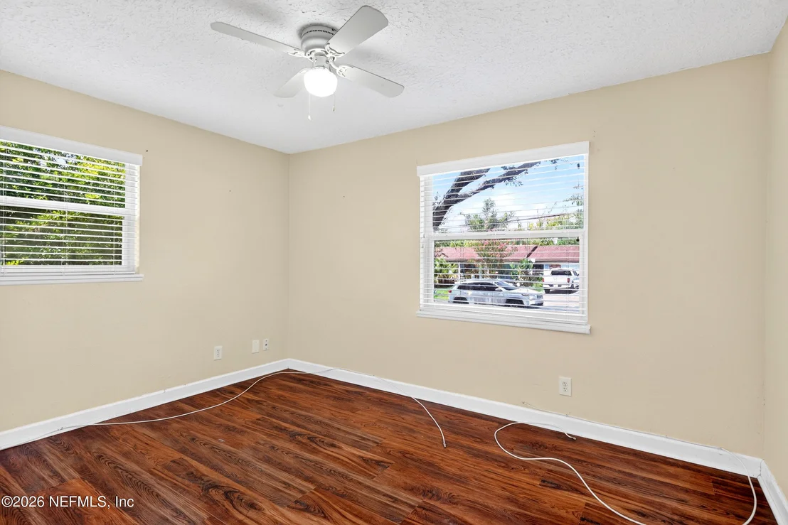 Photo of 428 NEPTUNE Road