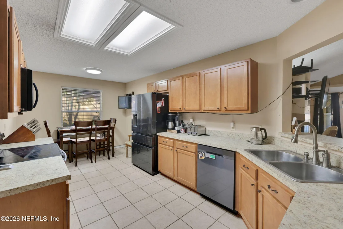 Photo of 8457 SUGARTREE Drive
