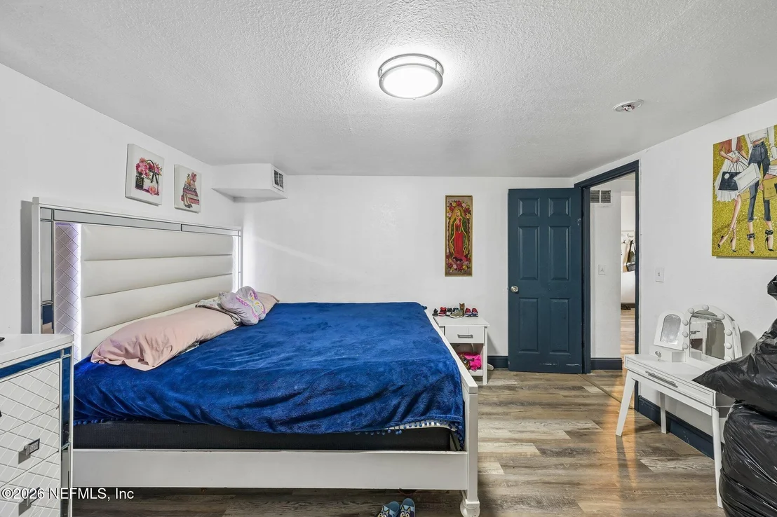 Photo of 5356 KEYSTONE Drive N