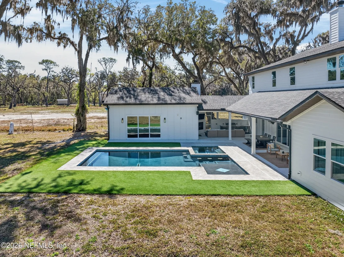 Photo of 10800 COUNTY ROAD 13 N