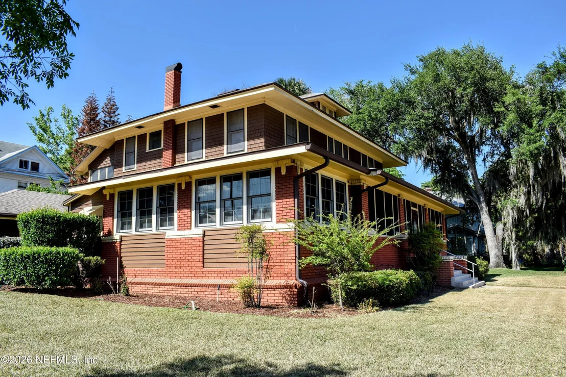 Photo of 520 RIVER Street