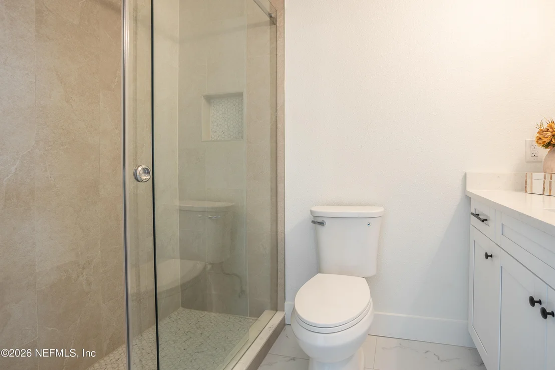 Photo of 1024 RIVER Road