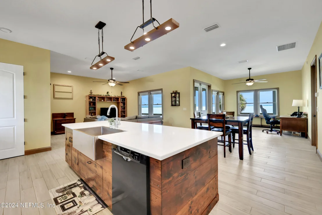 Photo of 2878 ADAMS Road