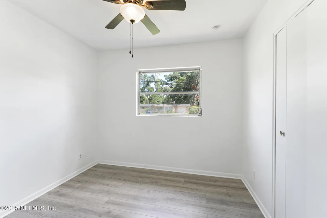 Photo of 2626 LEONID Road