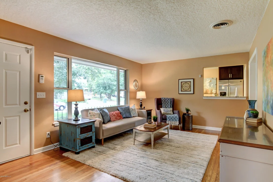 Photo of 7462 SPINOLA Road