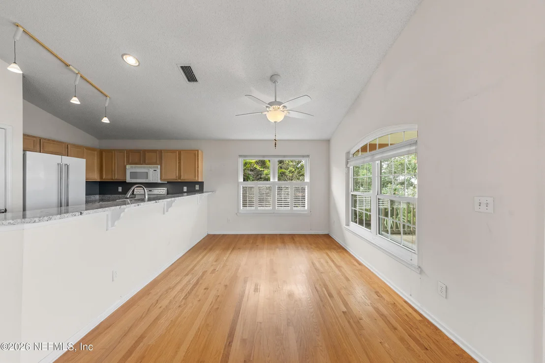 Photo of 124 BEACHSIDE Drive