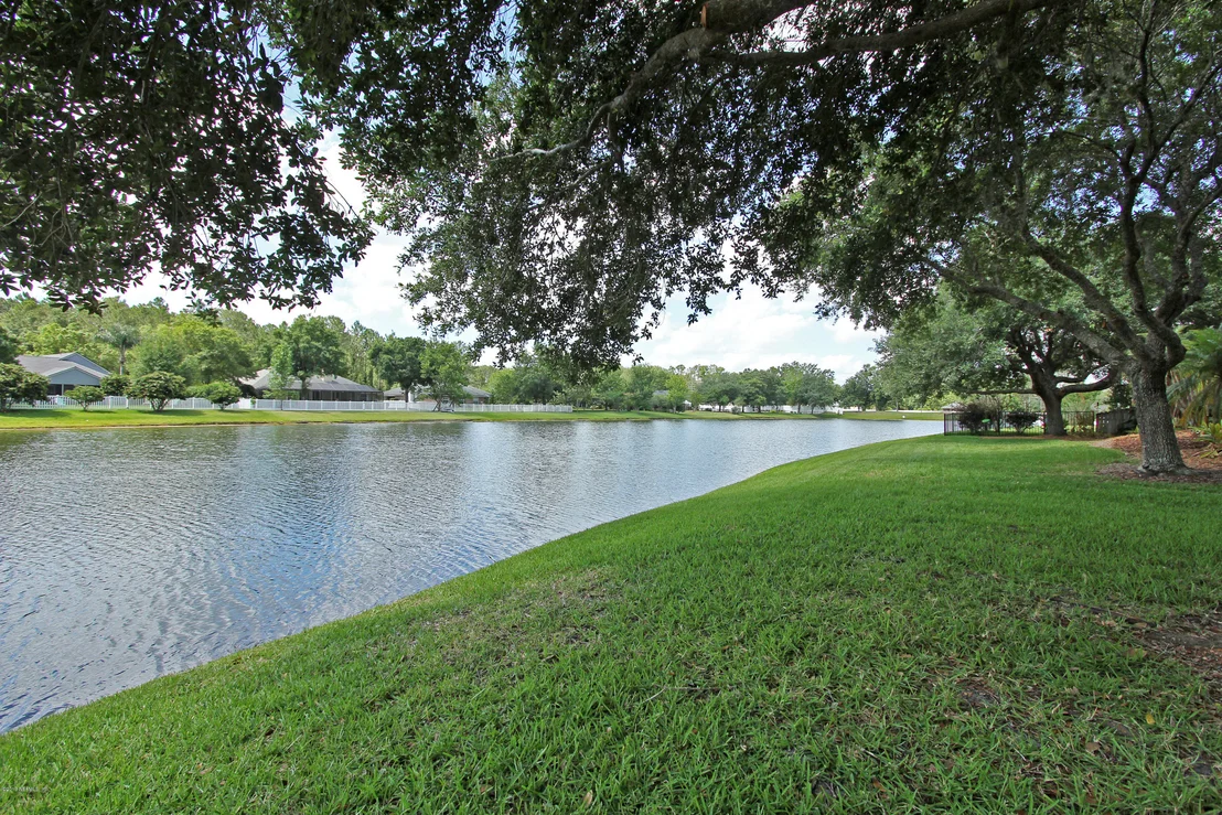 Photo of 124 IVY LAKES Drive