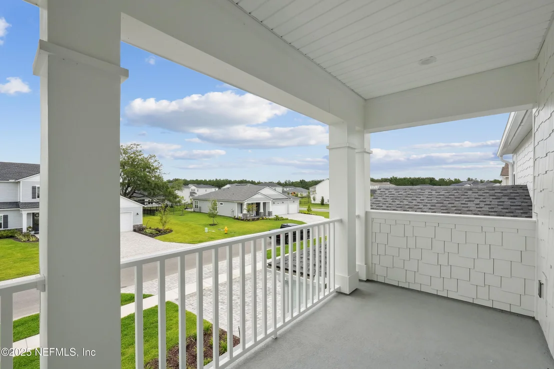 Photo of 264 HILLENDALE Circle