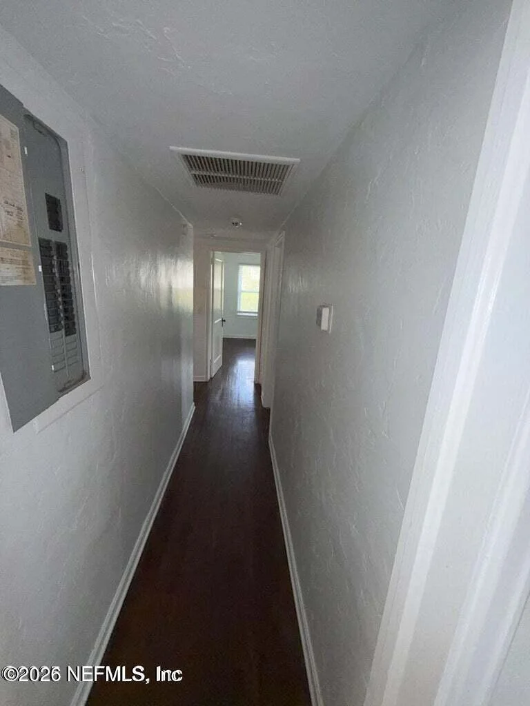 Photo of 4762 CAMBRIDGE Road