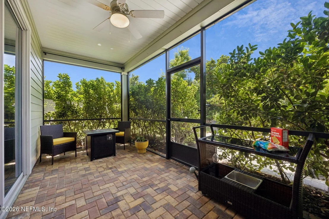 Photo of 220 RIVERCLIFF Trail