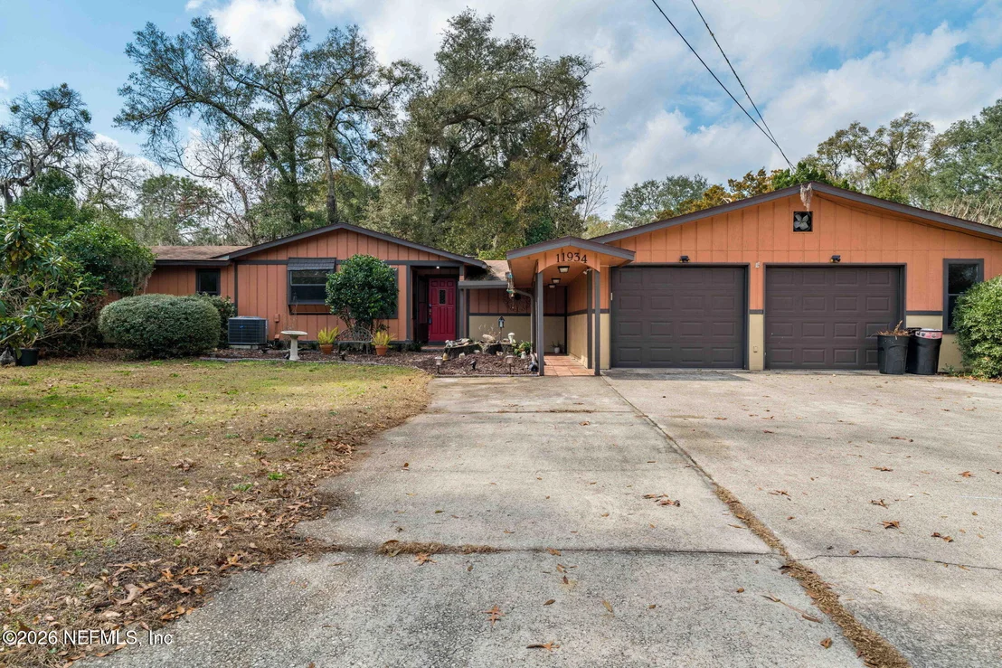 Photo of 11934 CANEY Lane