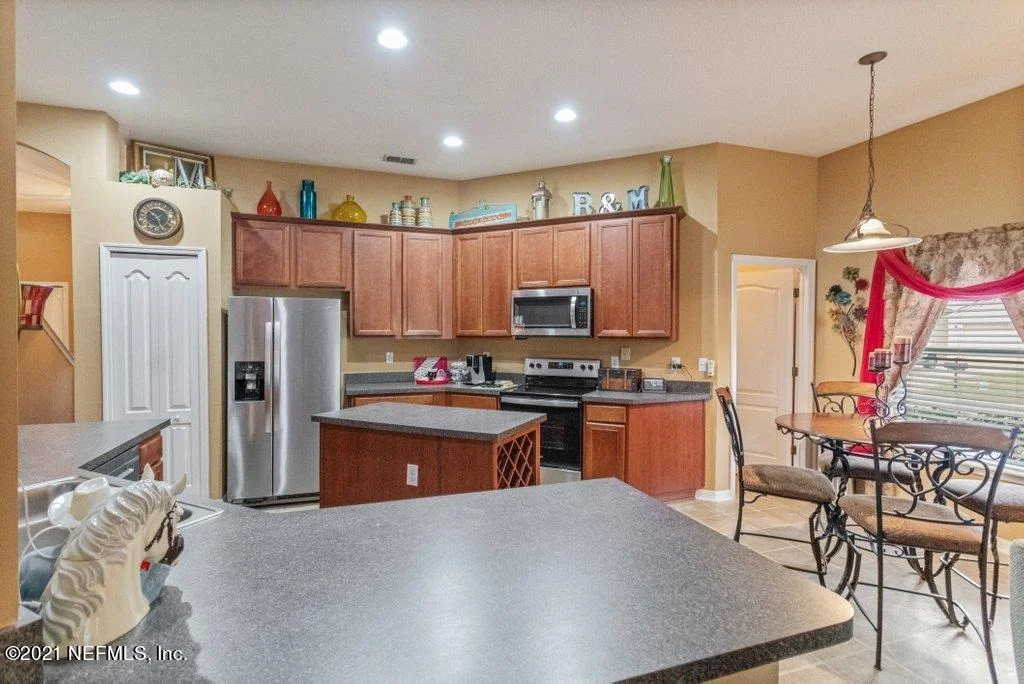 Photo of 581 LONGMILL Lane