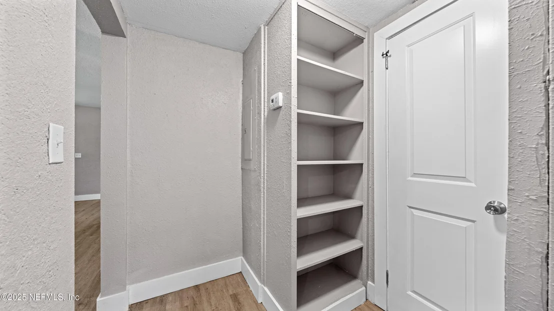 Photo of 1425 DOMAS Drive