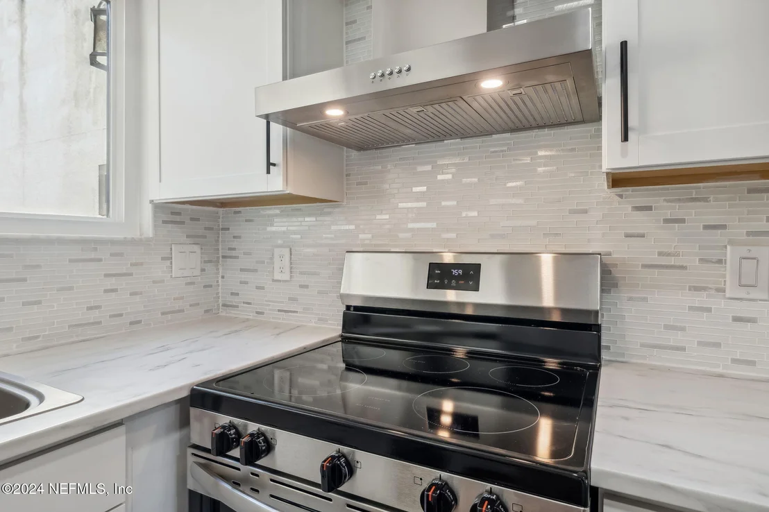 Photo of 7826 LINKSIDE Drive