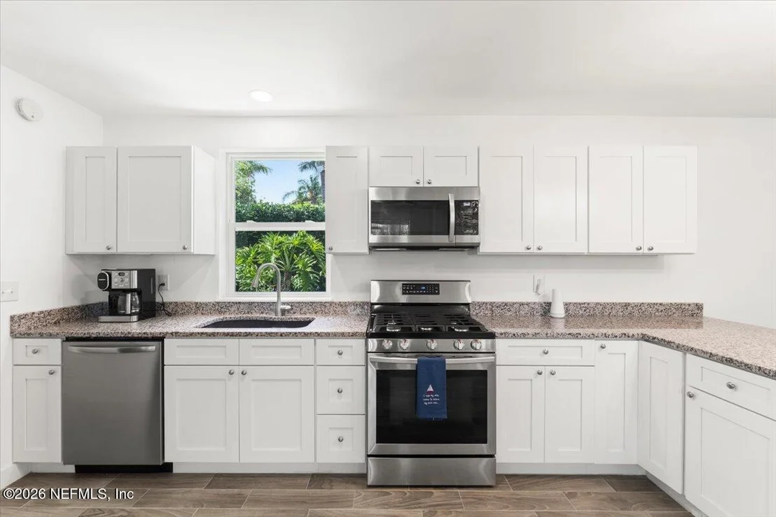 Photo of 9839 HECKSCHER Drive