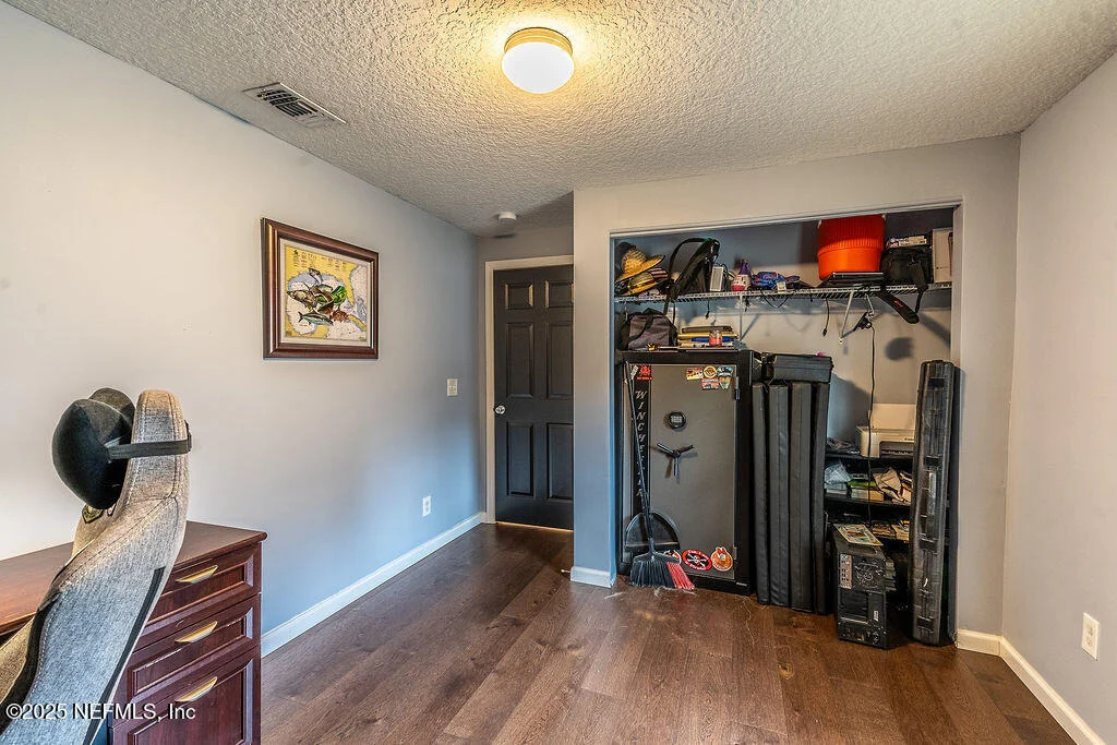 Photo of 4259 TROUT RIVER Boulevard
