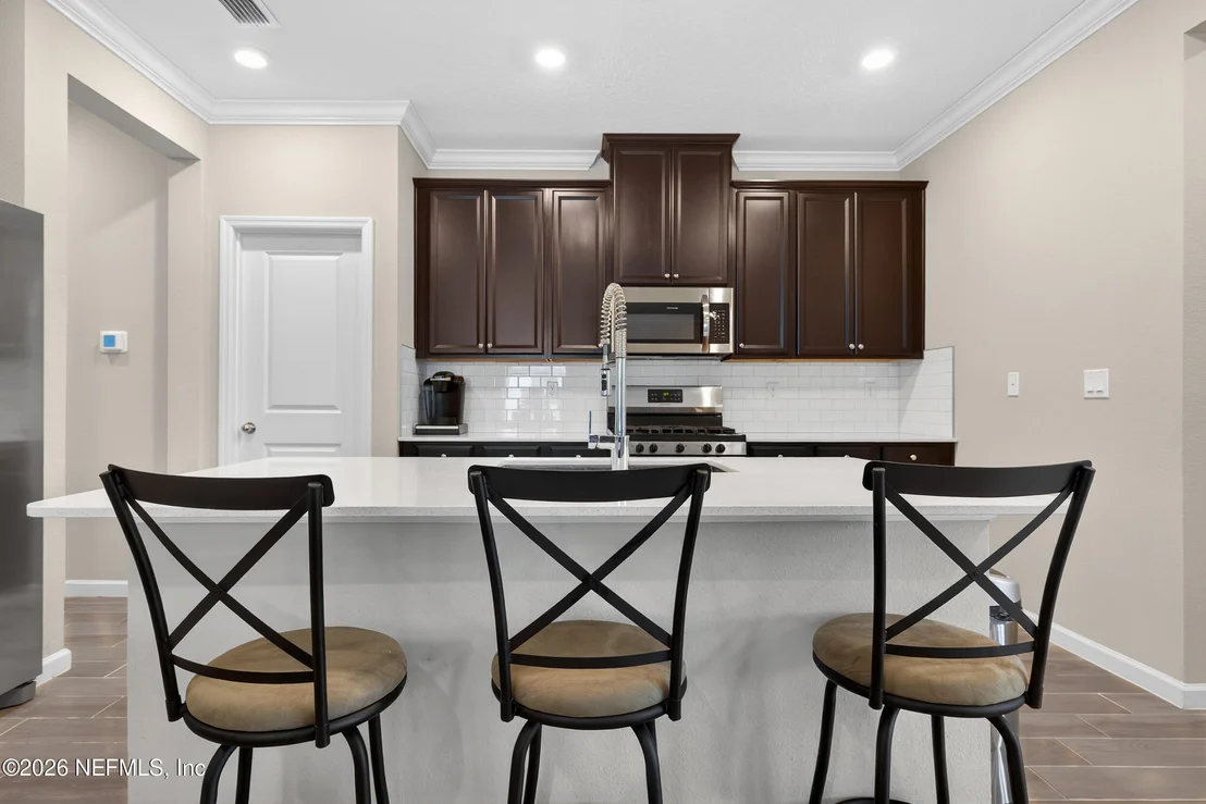 Photo of 365 STILLWATER Boulevard
