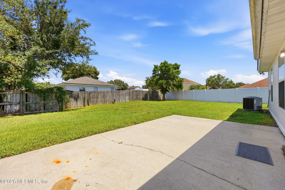 Photo of 12079 SUNCHASE Drive