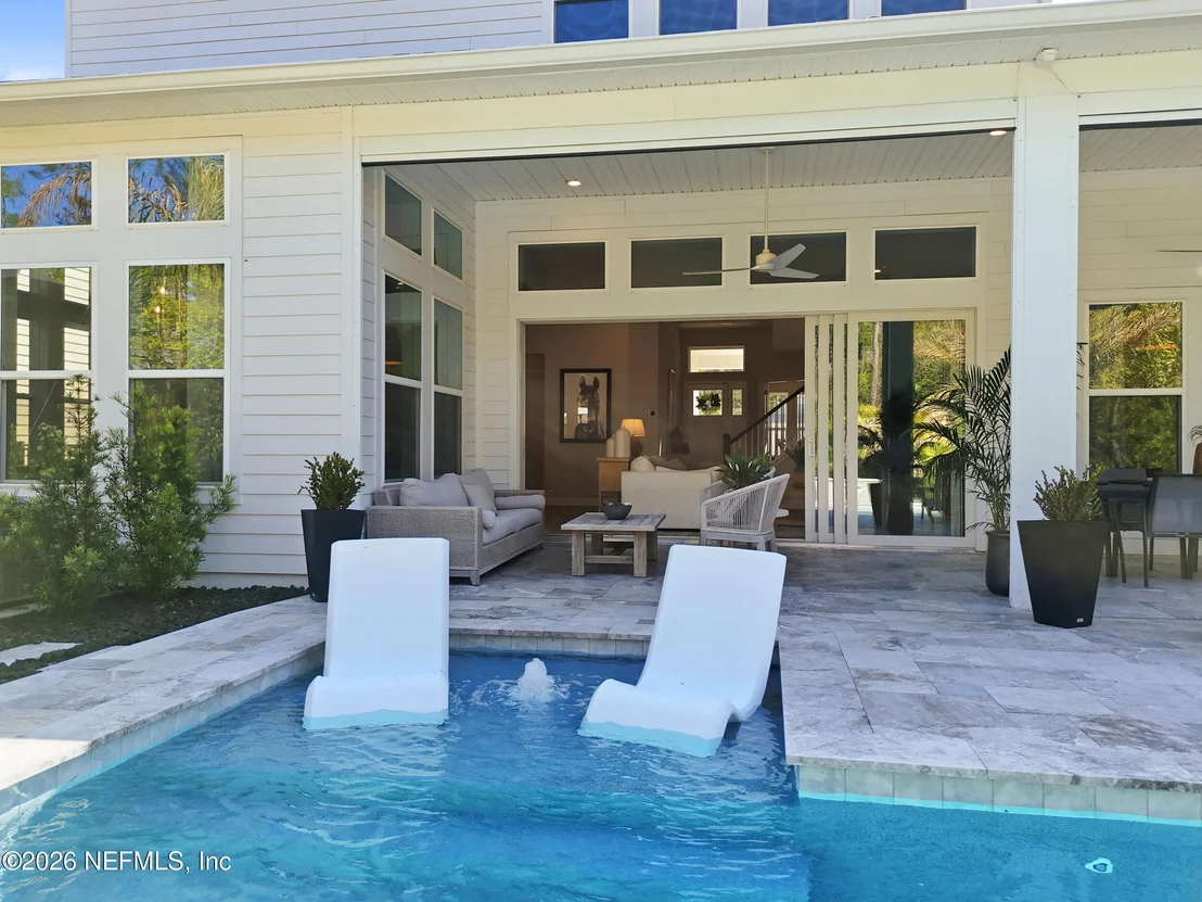 Photo of 351 PALM CREST Drive