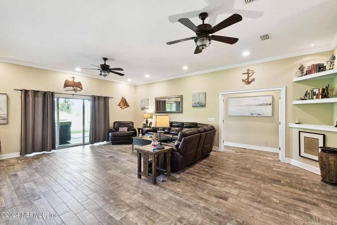 Photo of 274 DEERFIELD GLEN Drive
