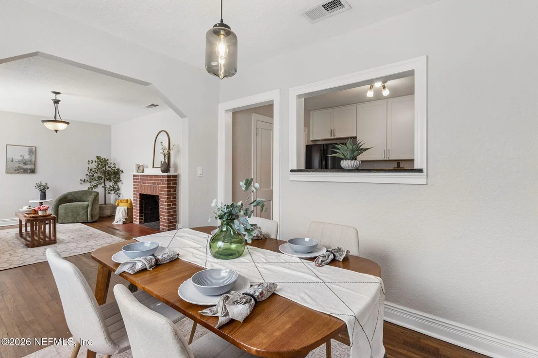 Photo of 2246 REDFERN Road