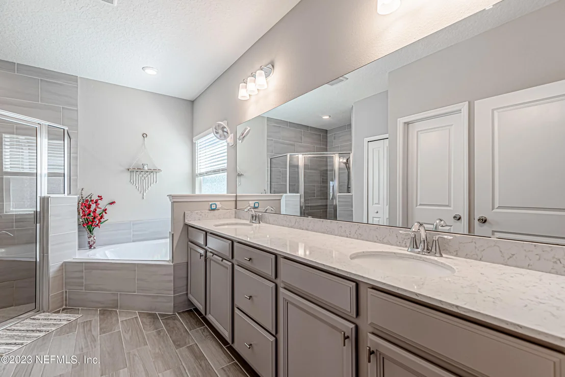 Photo of 9627 LOVAGE Lane