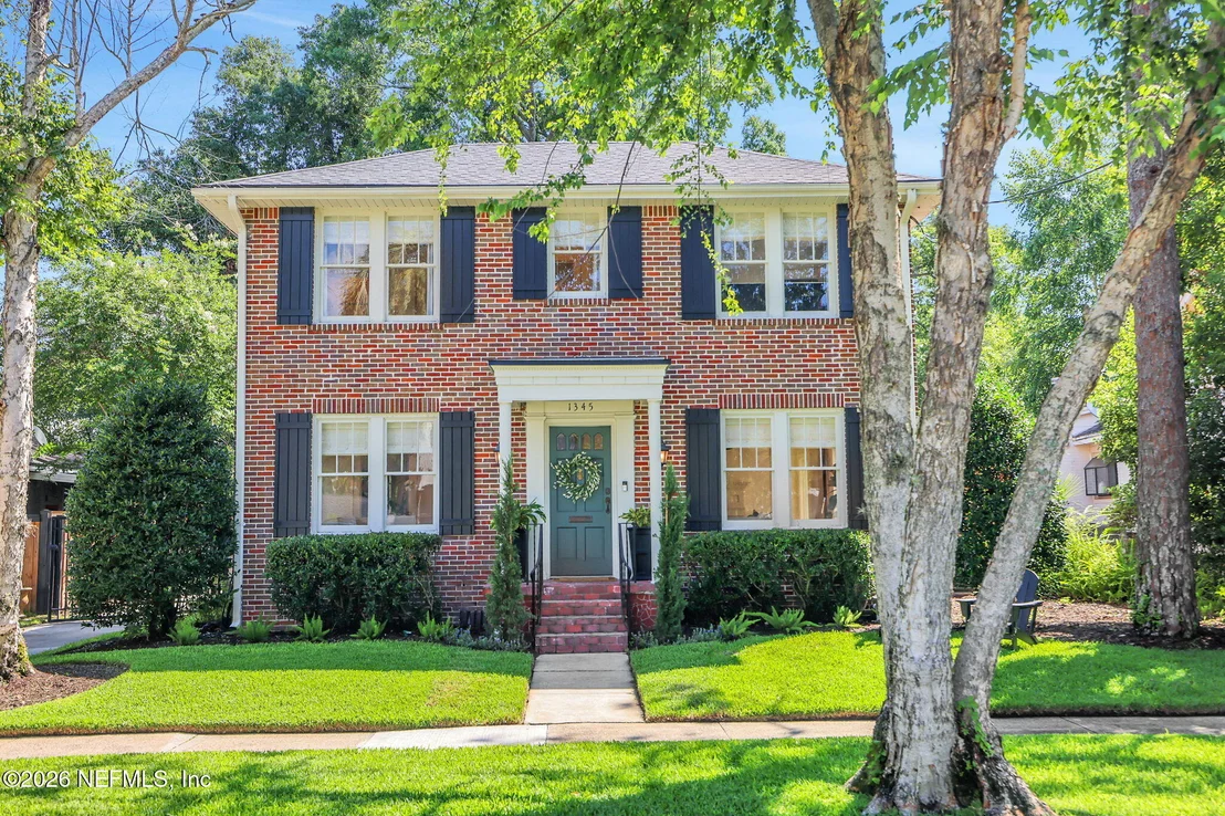 Photo of 1345 TALBOT Avenue