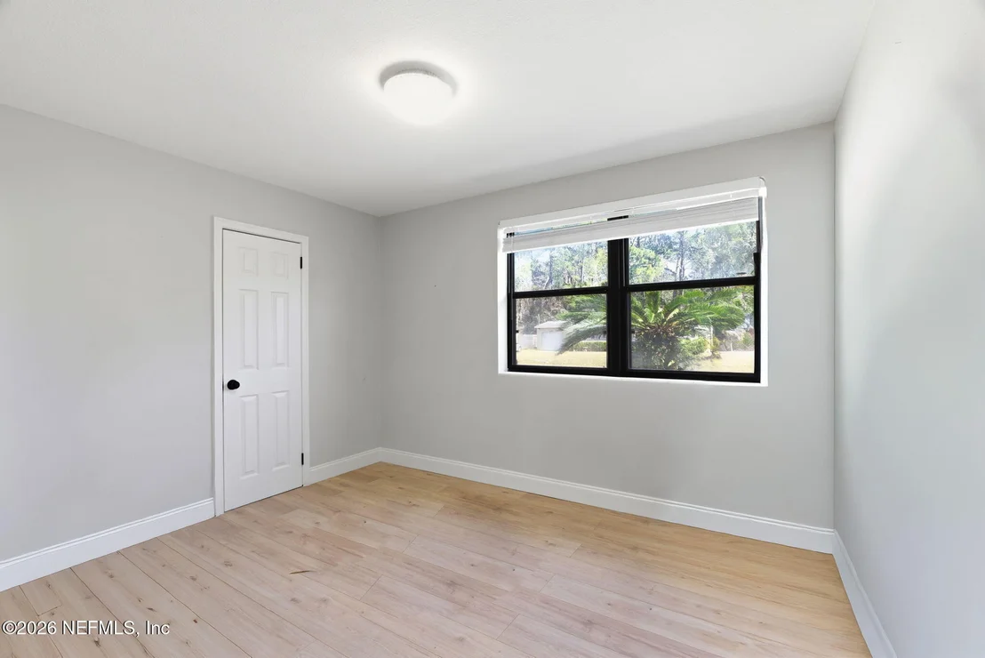 Photo of 926 NIGHTINGALE Road