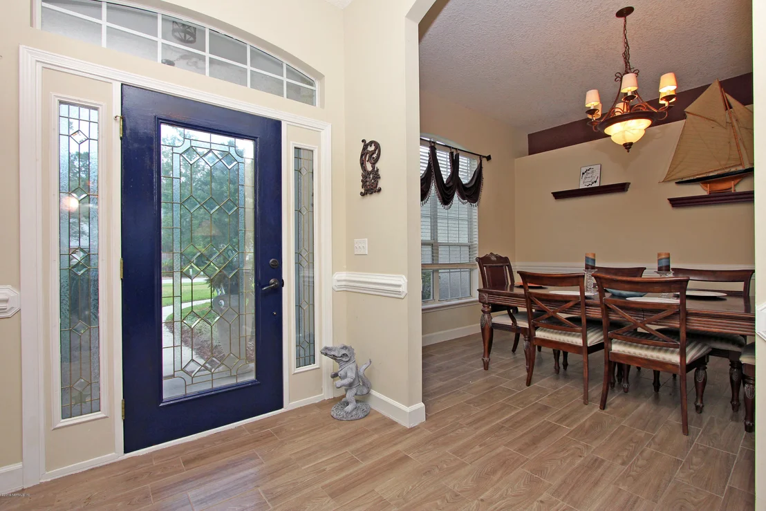 Photo of 124 IVY LAKES Drive