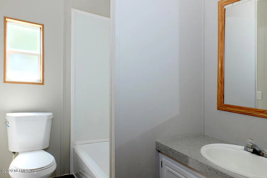 Photo of 1025 W 4TH Street
