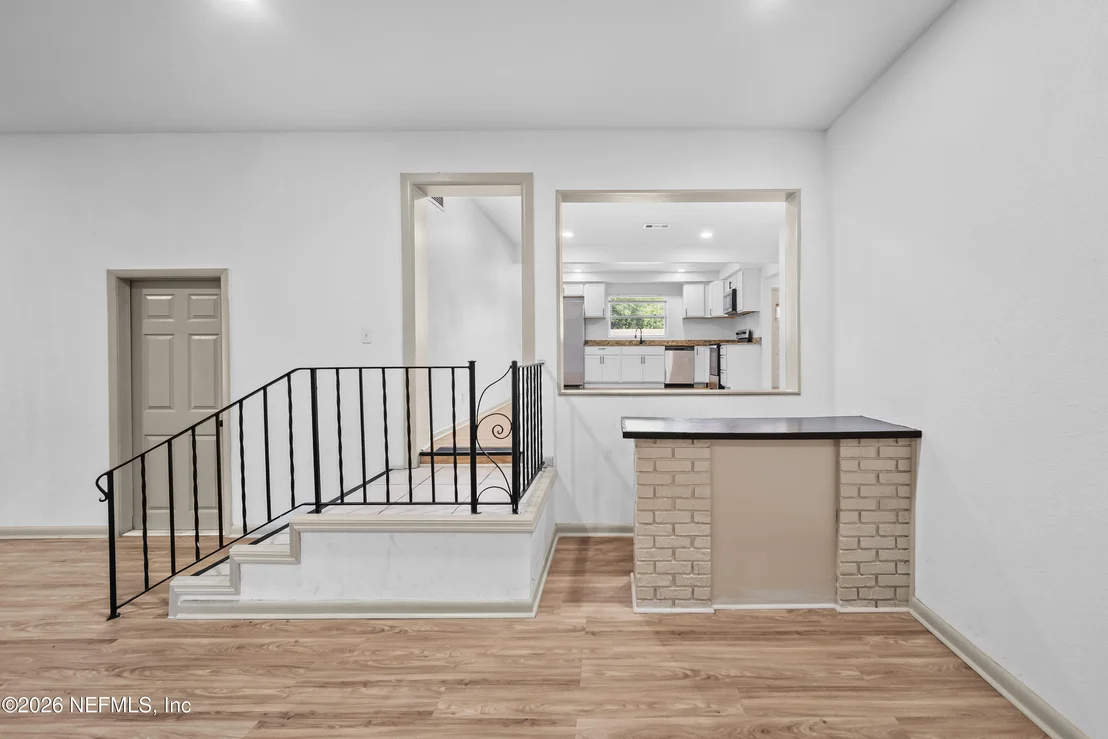 Photo of 6910 CARTIER Circle